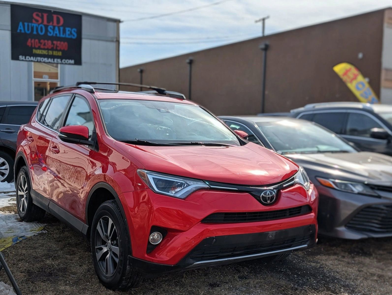 Used 2017 Toyota RAV4 XLE image 8
