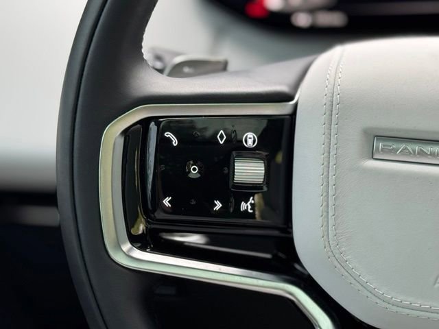 Certified 2025 Land Rover Range Rover Sport SE AWD/4WD image 23
