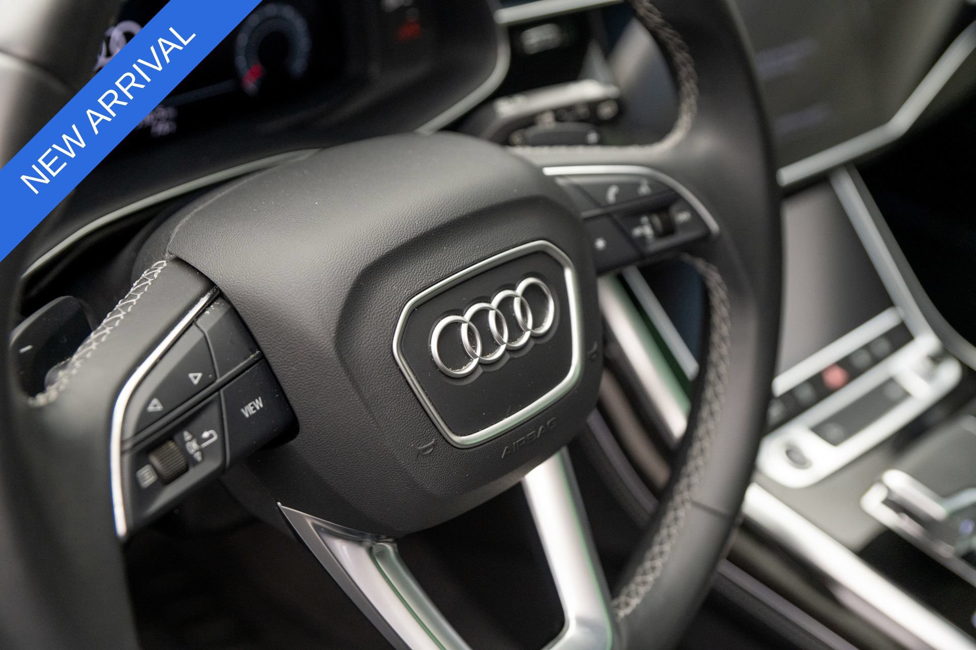 Used 2023 Audi Q8 Premium Plus w/ Premium Plus Package AWD/4WD image 19