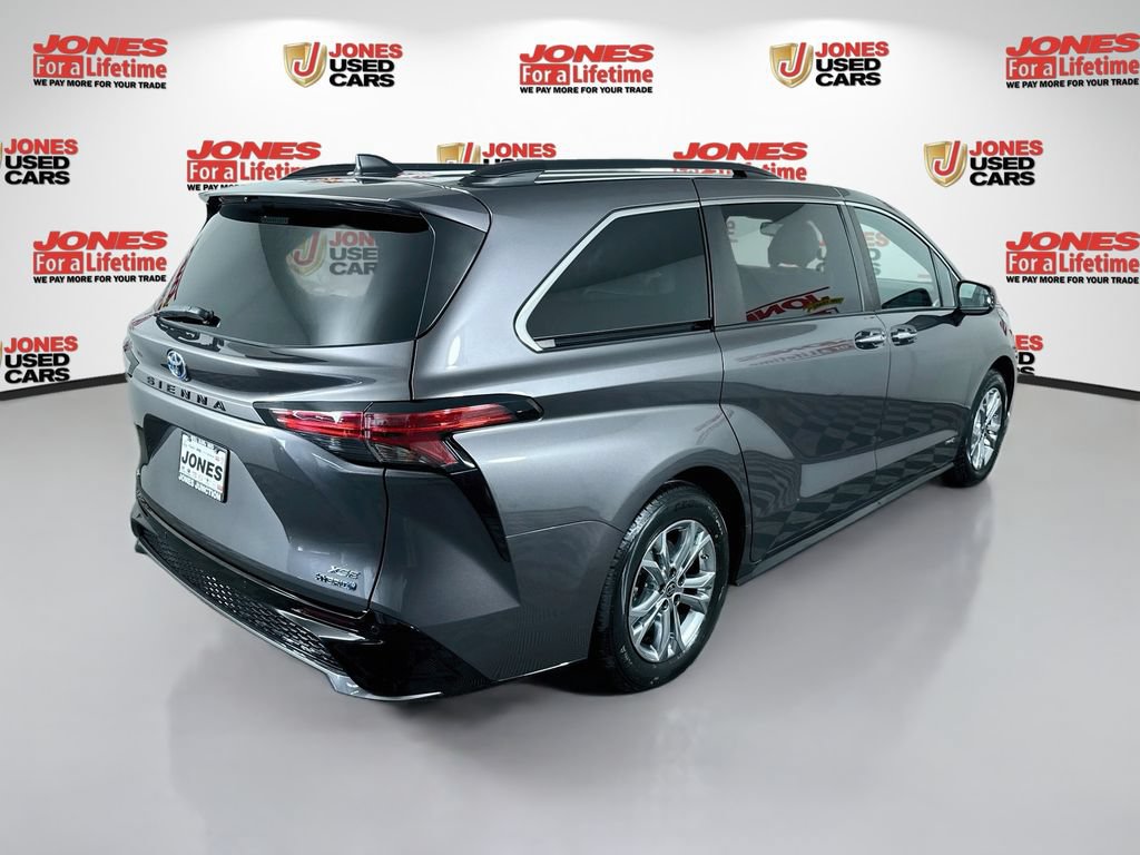 Certified 2021 Toyota Sienna XSE AWD/4WD image 18