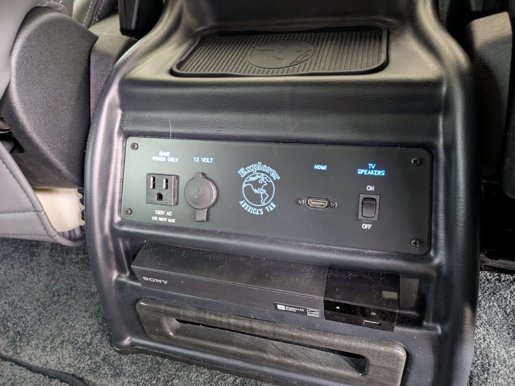 New 2026 Ford Transit 150 Low Roof AWD image 19
