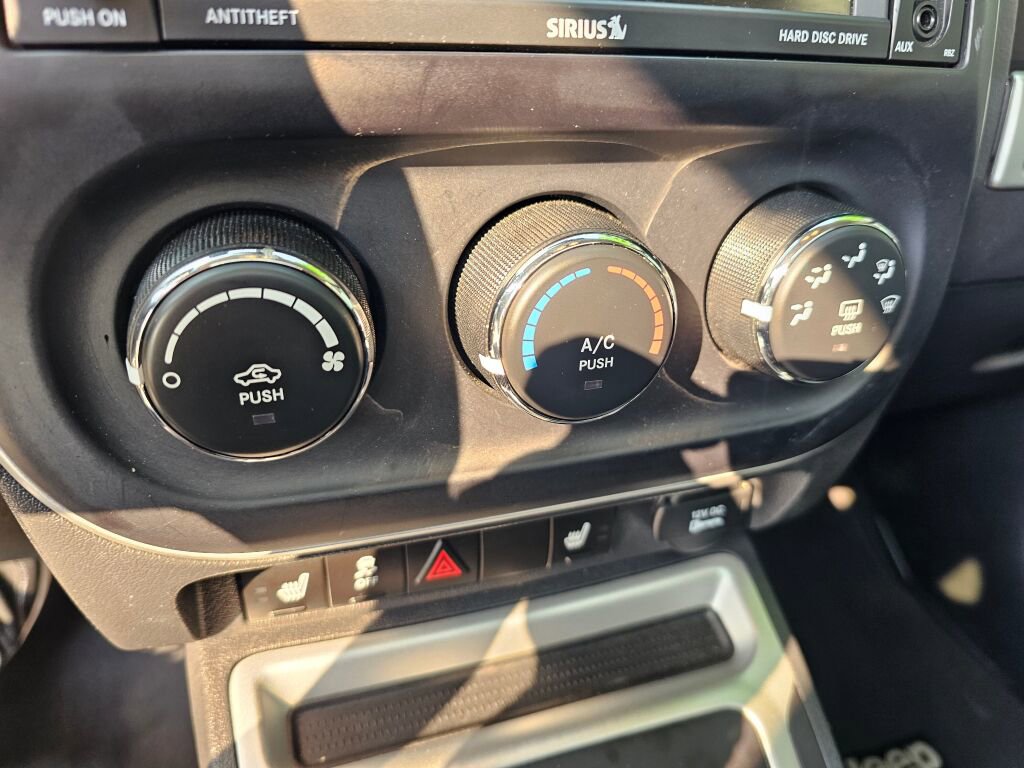 Used 2016 Jeep Compass High Altitude image 27