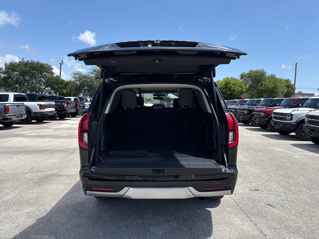 Certified 2025 Ford Expedition Platinum AWD/4WD image 34