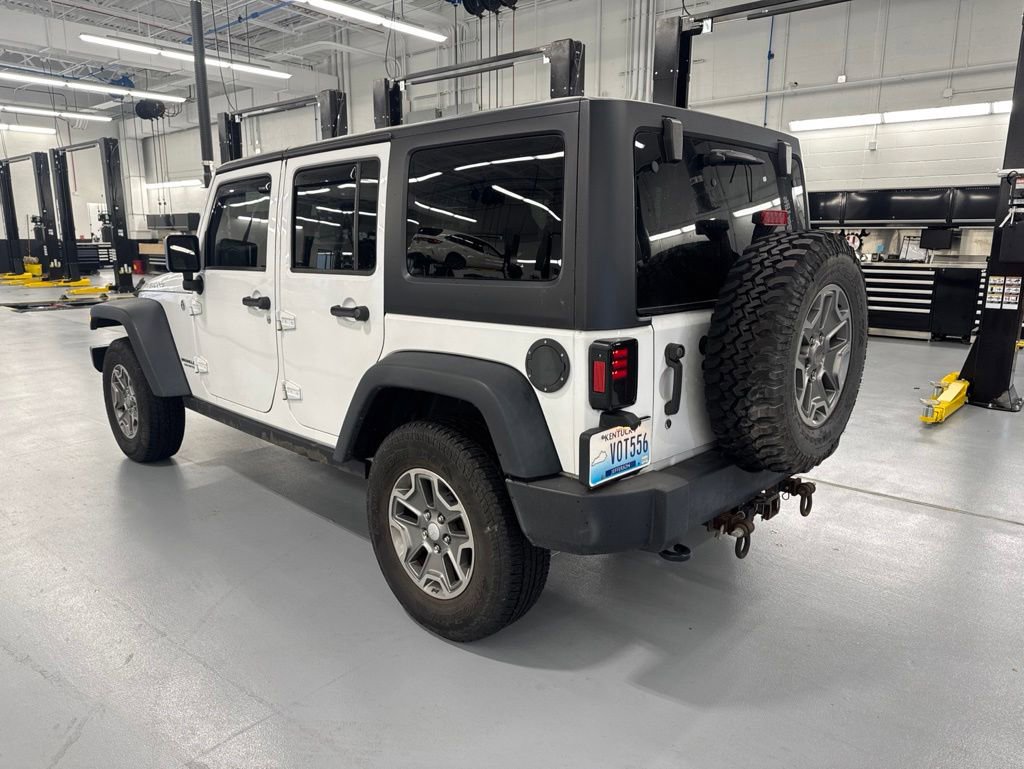 Used 2015 Jeep Wrangler Unlimited Rubicon AWD/4WD image 7