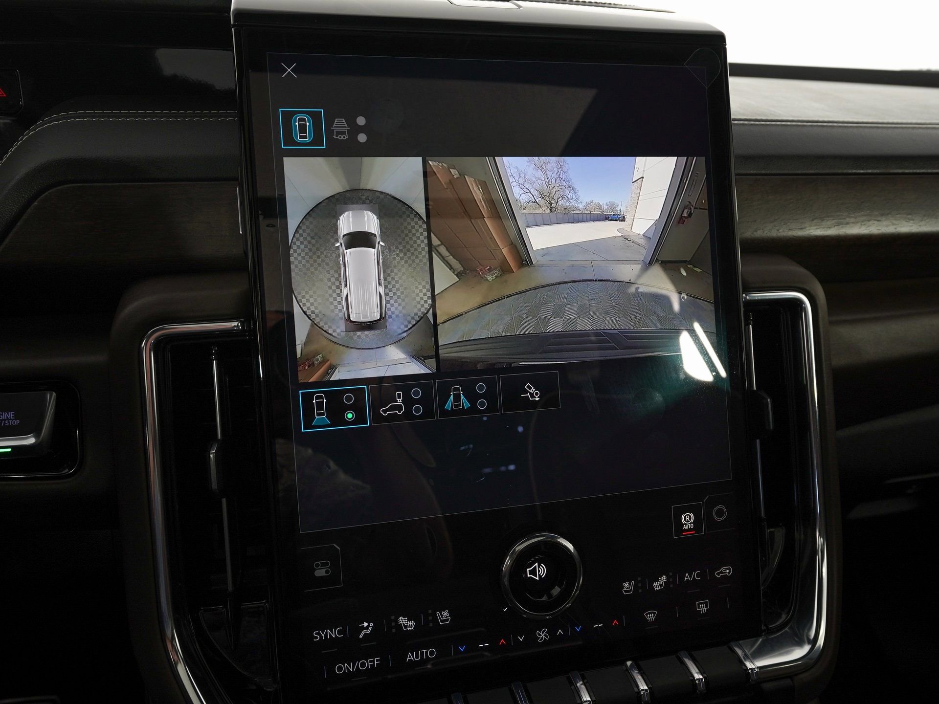 Used 2026 GMC Yukon XL Denali Ultimate image 28