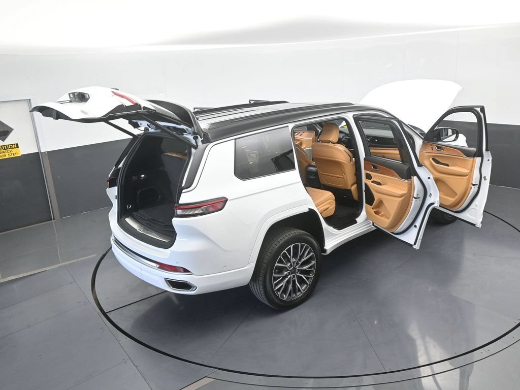 New 2025 Jeep Grand Cherokee L Summit AWD/4WD image 92