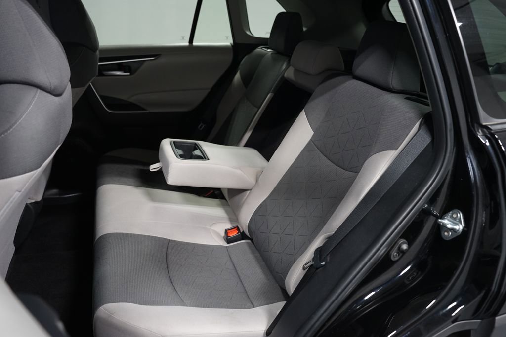 Certified 2025 Toyota RAV4 XLE image 29