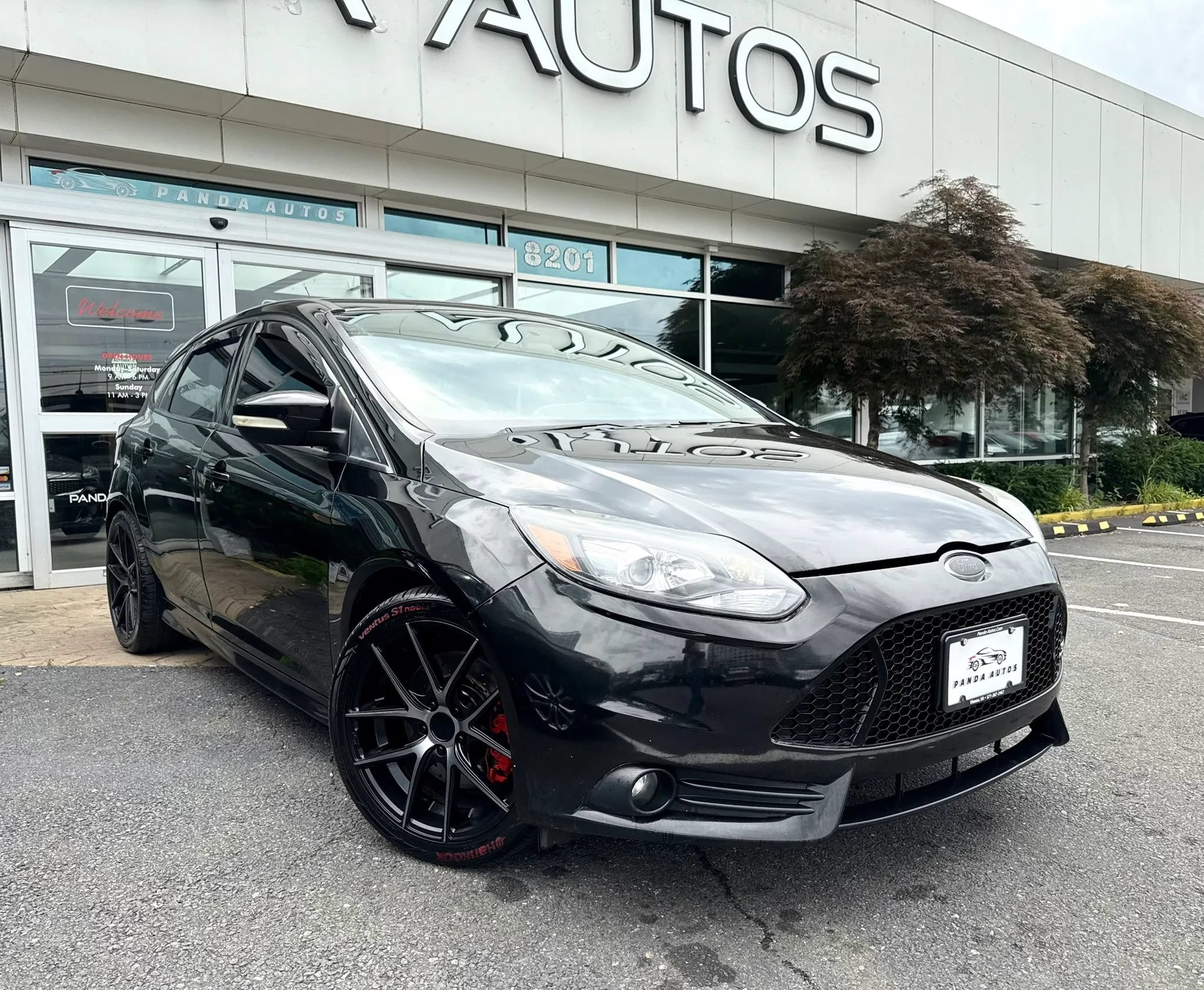 Used 2014 Ford Focus ST w/ Equipment Group 202A FWD image 1