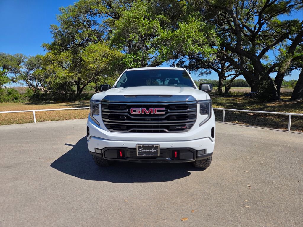 Used 2024 GMC Sierra 1500 AT4 w/ AT4 Premium Package AWD/4WD image 2
