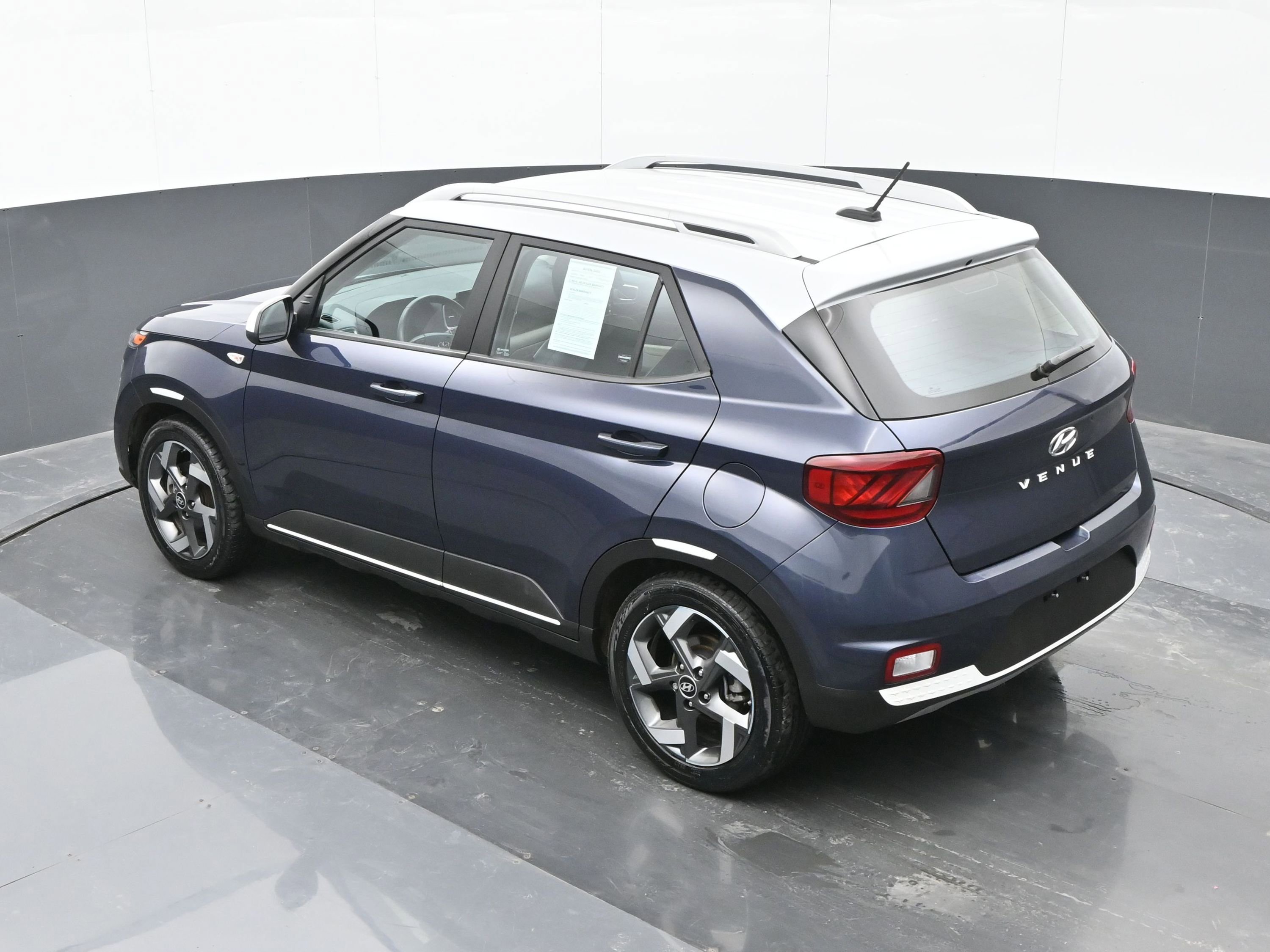 Used 2023 Hyundai Venue Limited w/ Cargo Package image 37