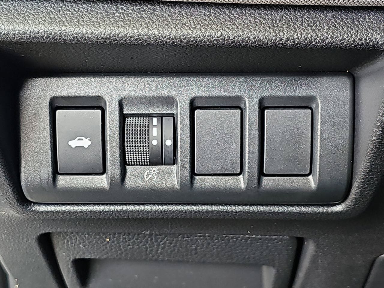 Certified 2025 Subaru Legacy Premium AWD/4WD image 29