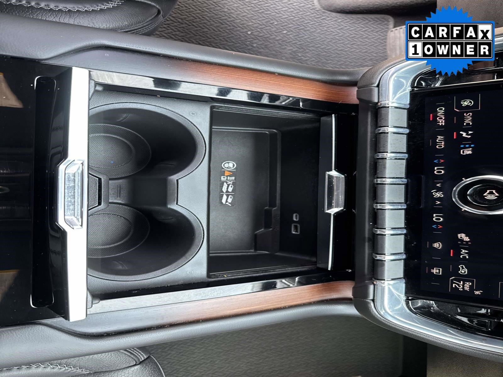 Used 2025 GMC Yukon Denali AWD/4WD image 33
