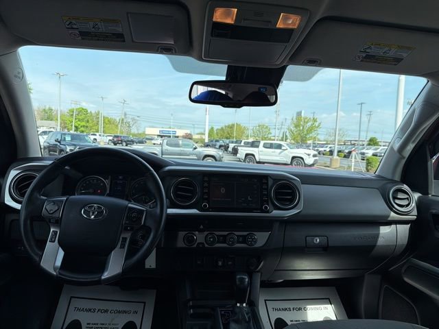 Certified 2020 Toyota Tacoma SR5 AWD/4WD image 15