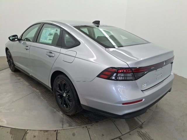 New 2025 Honda Accord SE image 5