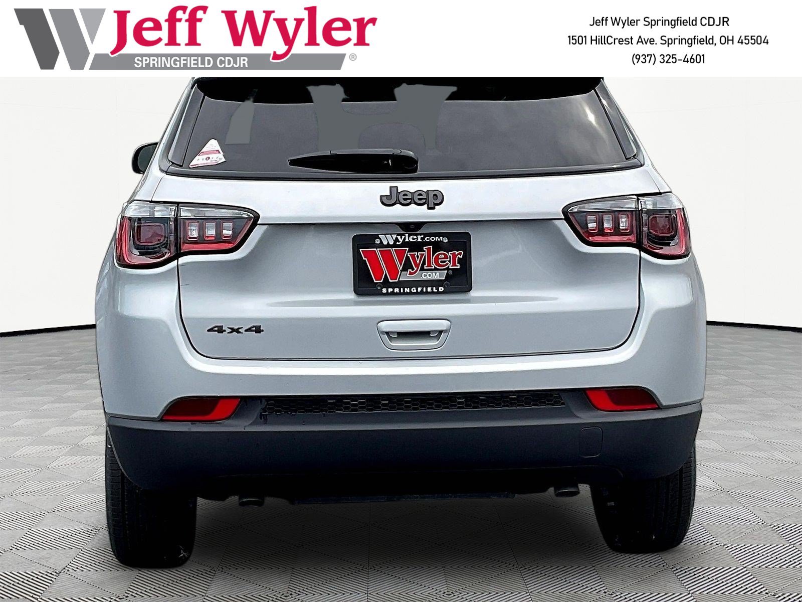 New 2026 Jeep Compass Latitude AWD/4WD image 5