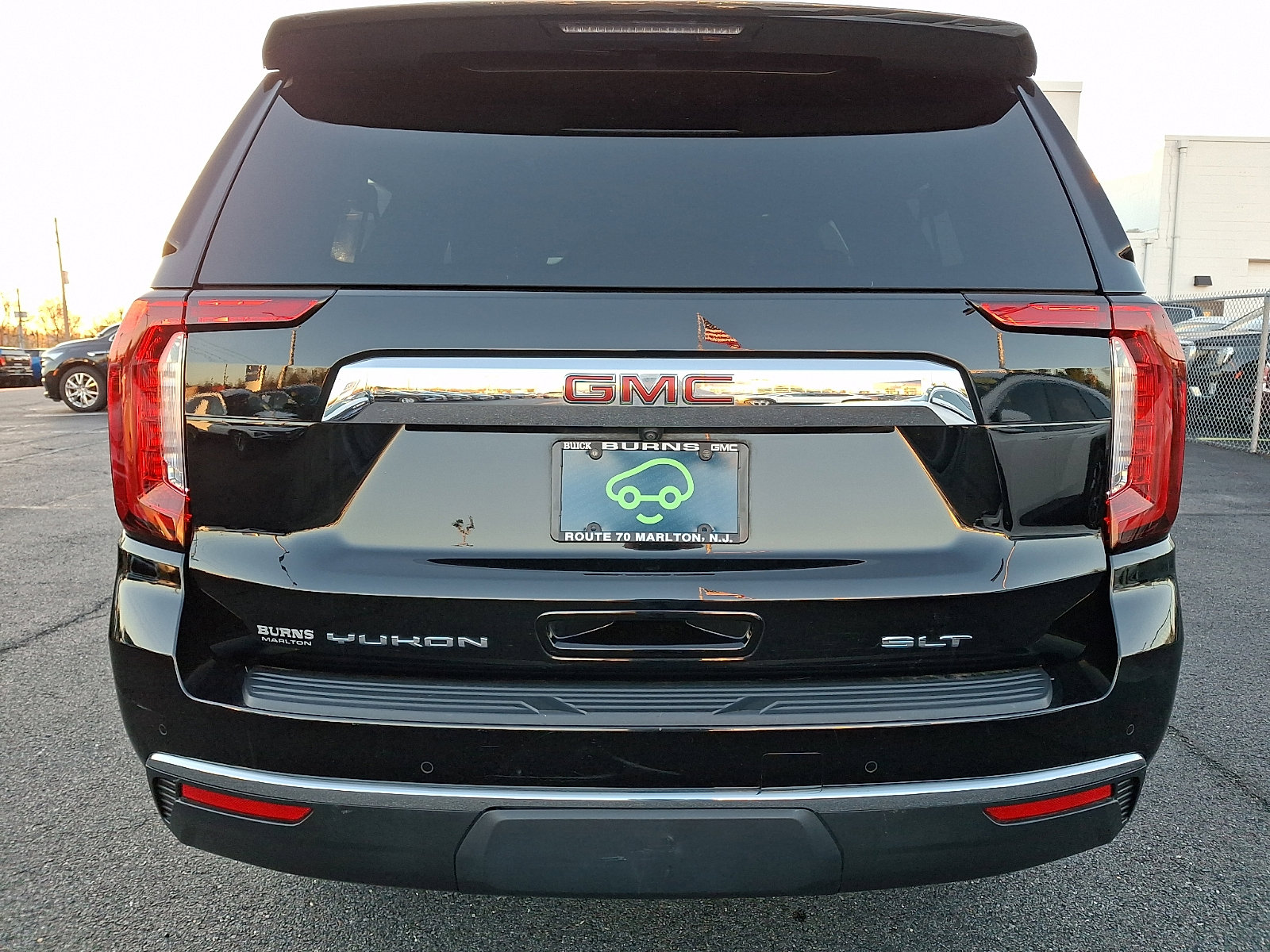 Certified 2021 GMC Yukon XL SLT w/ Rear Media and Nav Package image 6