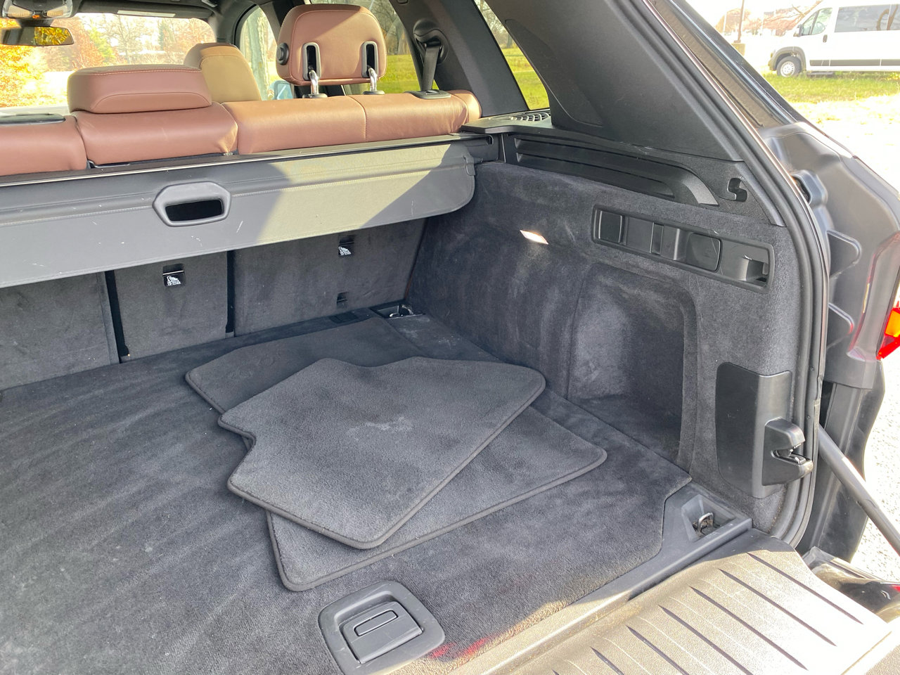 Used 2019 BMW X5 xDrive40i w/ Executive Package image 45