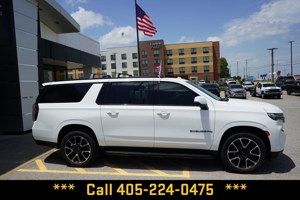 Used 2022 Chevrolet Suburban RST w/ Sport Performance Package AWD/4WD image 8