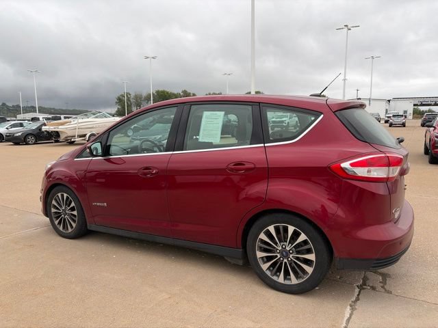 Used 2017 Ford C-MAX Titanium w/ Equipment Group 301A FWD image 4