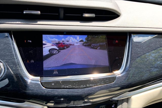 Used 2024 Cadillac XT6 Premium Luxury w/ LPO, Floor Liner Package AWD/4WD image 21