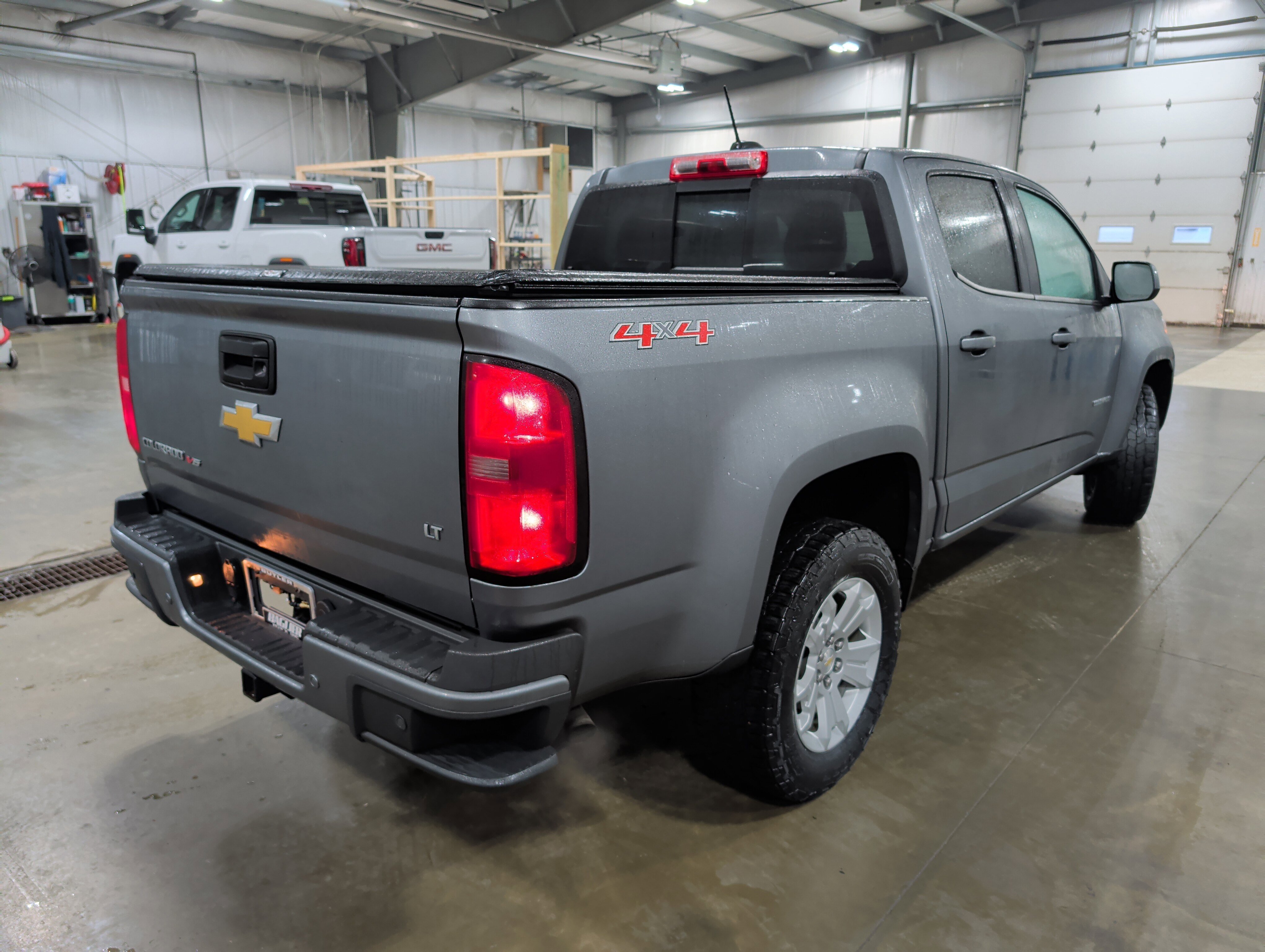 Used 2020 Chevrolet Colorado LT w/ Safety Package image 3