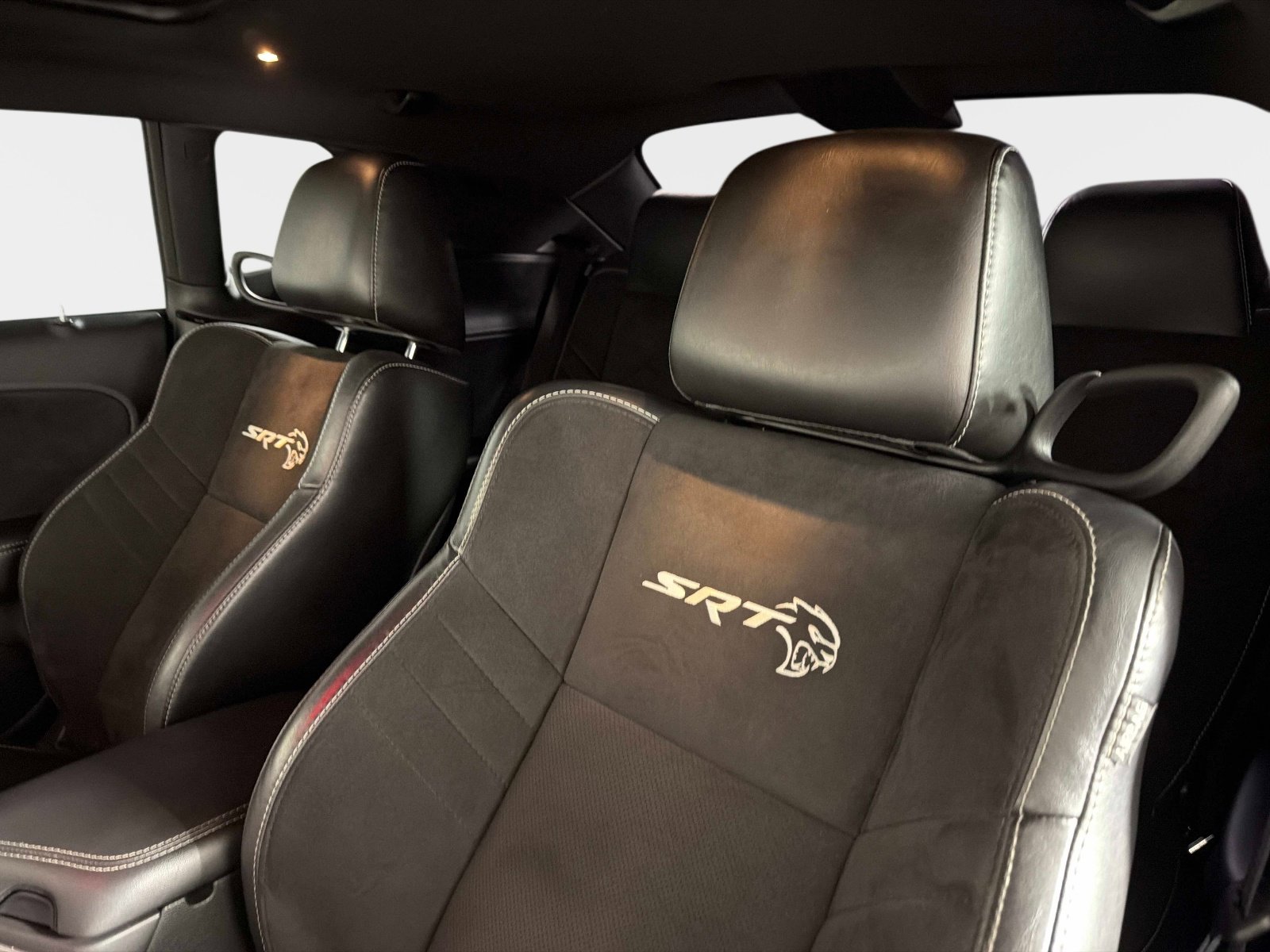 Used 2018 Dodge Challenger SRT Hellcat RWD image 29