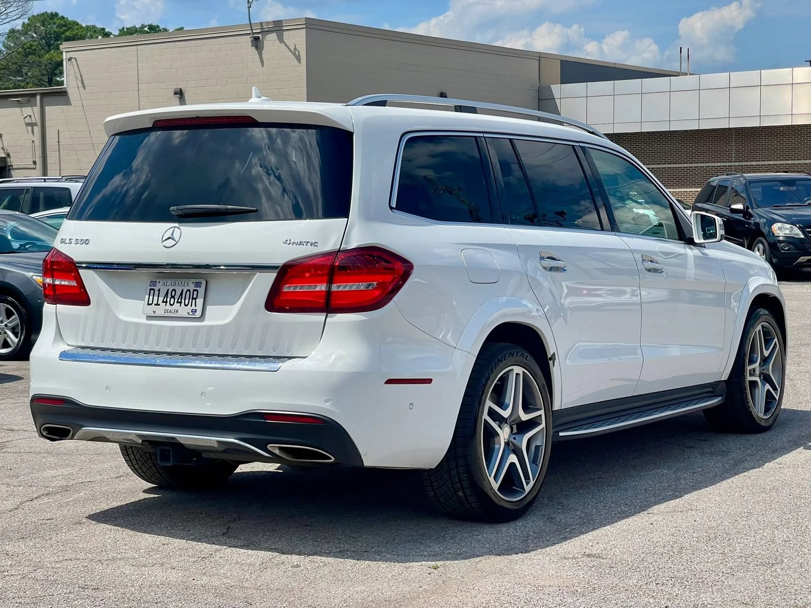Used 2017 Mercedes-Benz GLS 550 4MATIC w/ Driver Assistance Package image 4