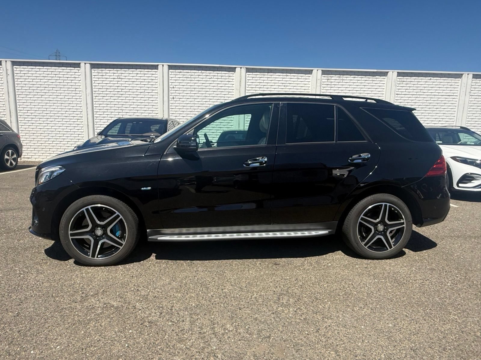 Certified 2017 Mercedes-Benz GLE 550e image 2