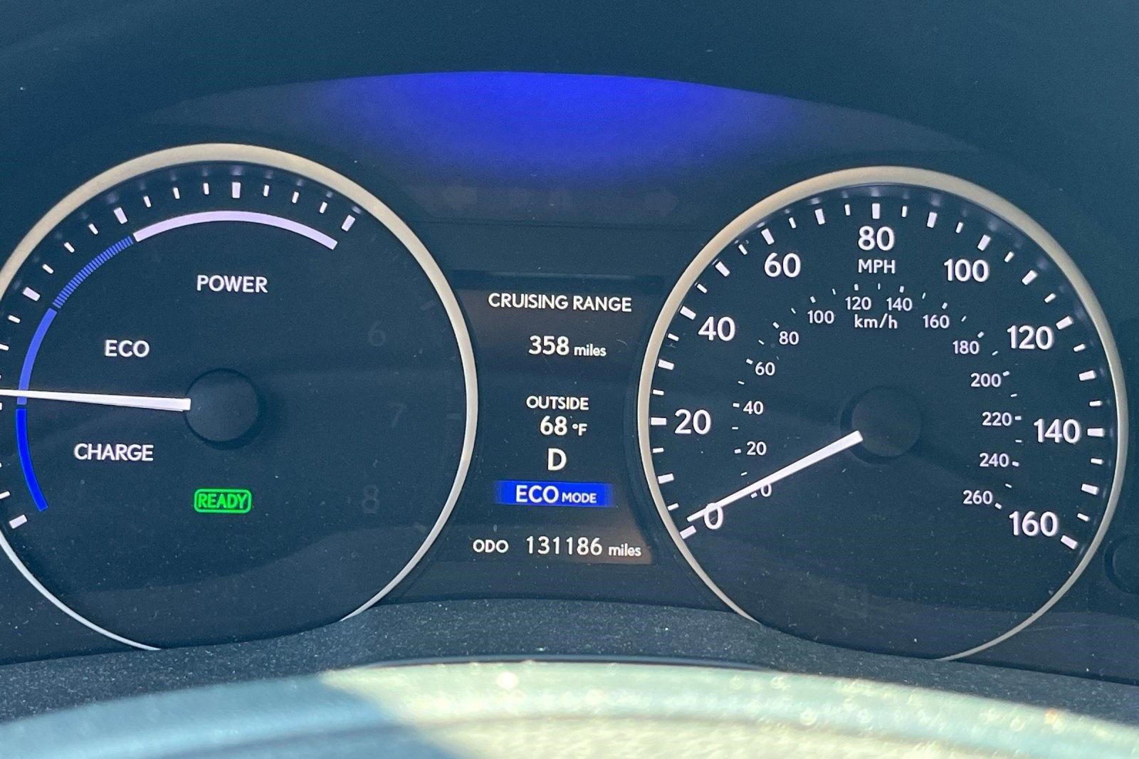 Used 2015 Lexus ES 300h w/ Navigation System Package FWD image 9