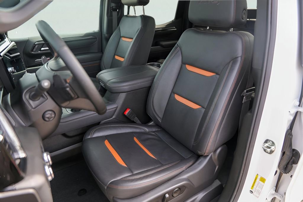 Used 2025 GMC Sierra 1500 AT4 image 10