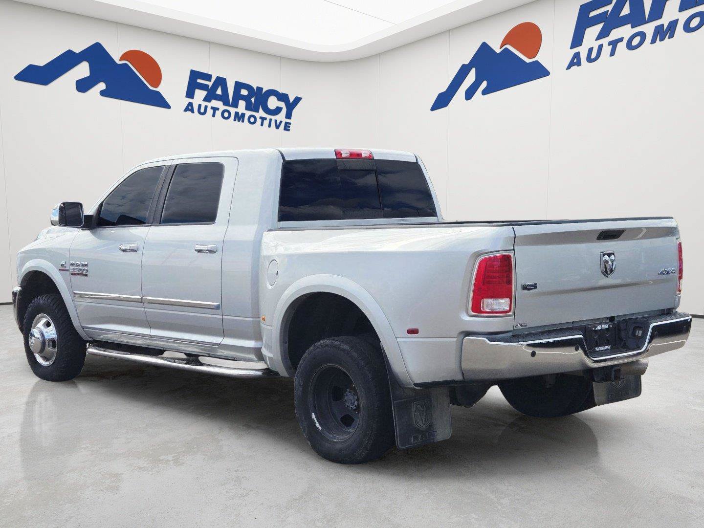 Used 2014 RAM 3500 Laramie AWD/4WD image 7