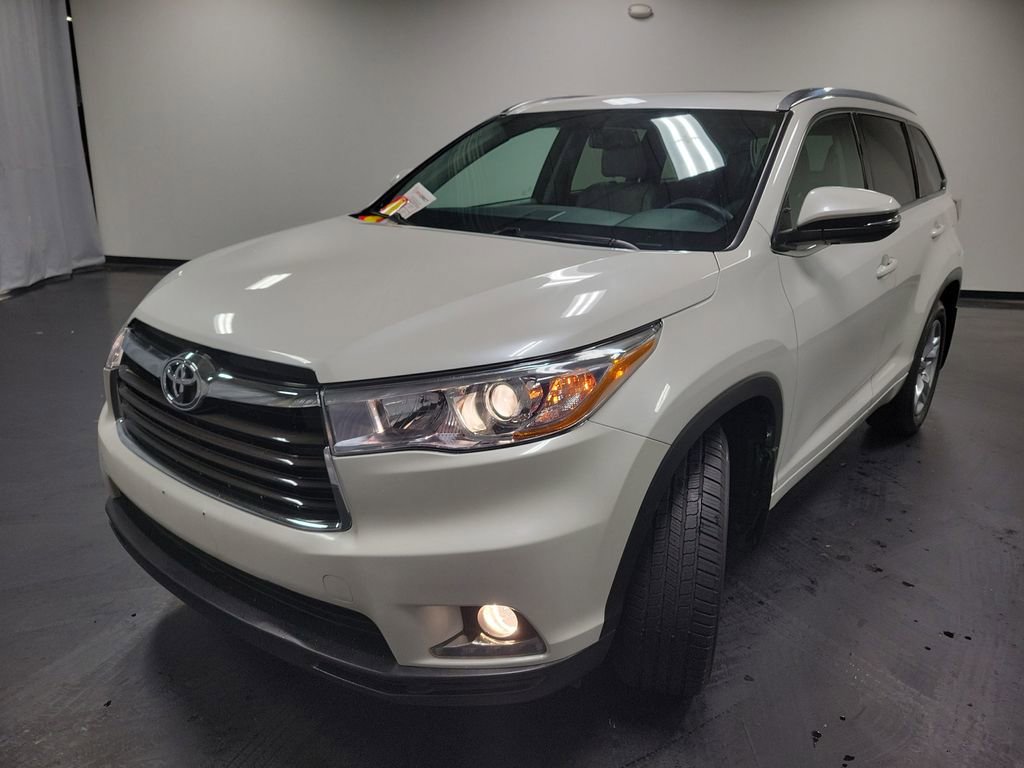 Used 2016 Toyota Highlander Limited image 4