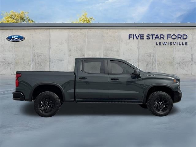 Used 2026 Chevrolet Silverado 1500 ZR2 w/ Dark Appearance Package image 3