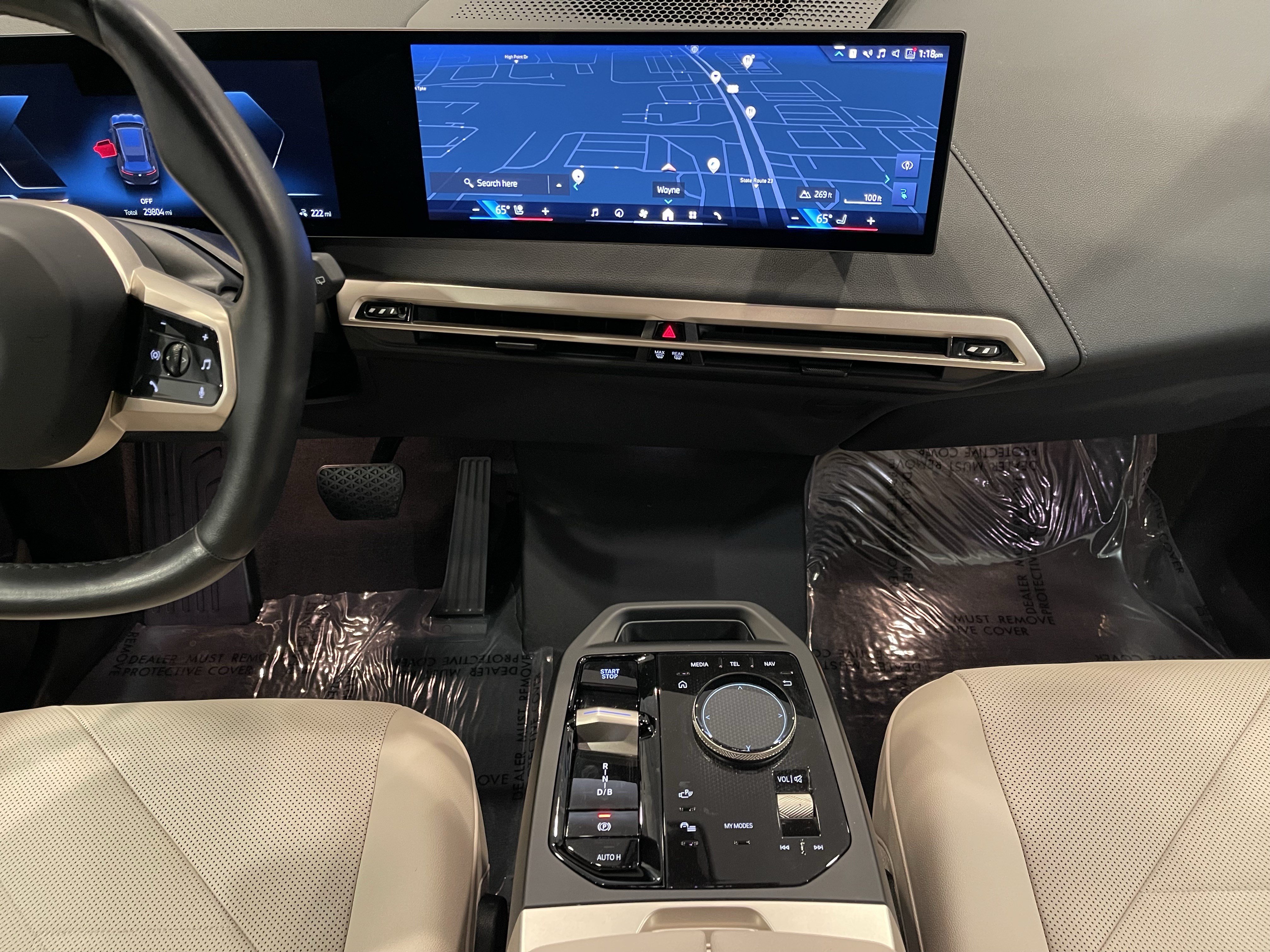 Certified 2024 BMW iX xDrive50 w/ Sport Package AWD/4WD image 17