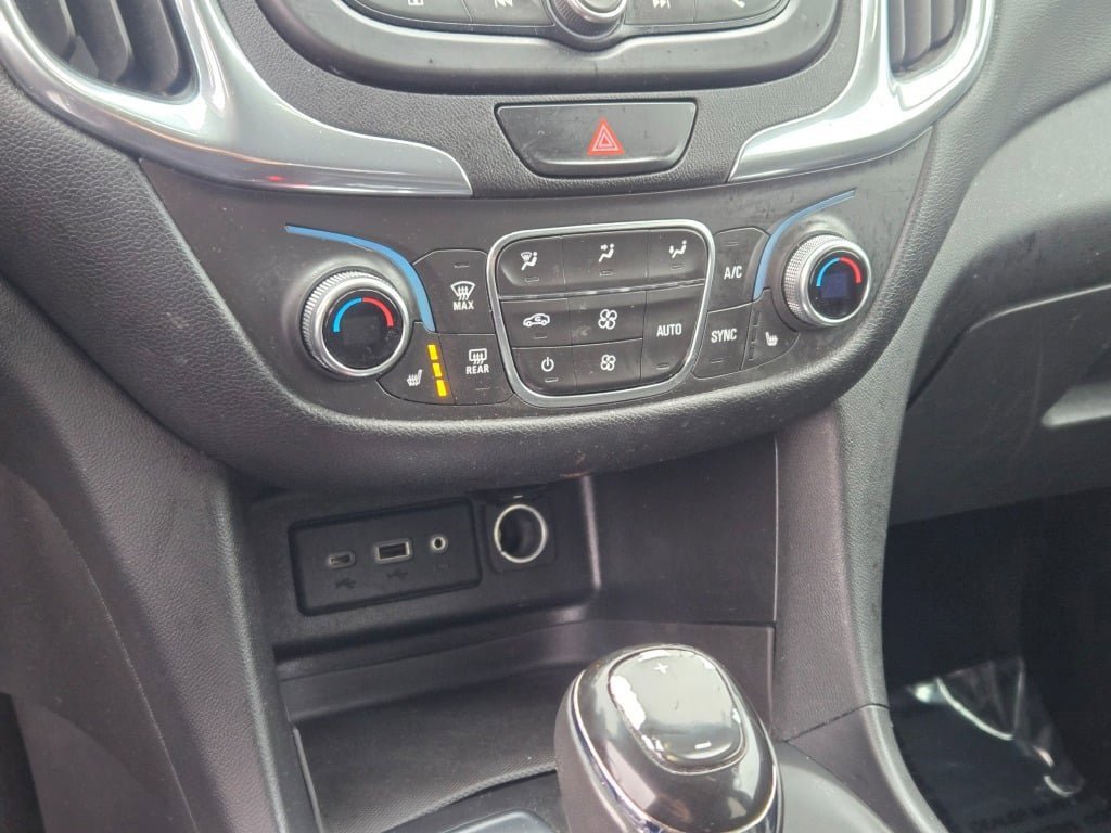 Used 2019 Chevrolet Equinox LT image 26