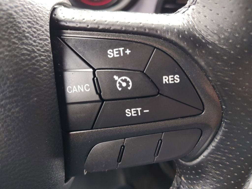 Used 2016 Dodge Challenger SXT w/ Blacktop Package image 9