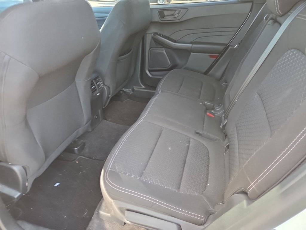 Used 2024 Ford Escape Active w/ Tech Pack #1 AWD/4WD image 2