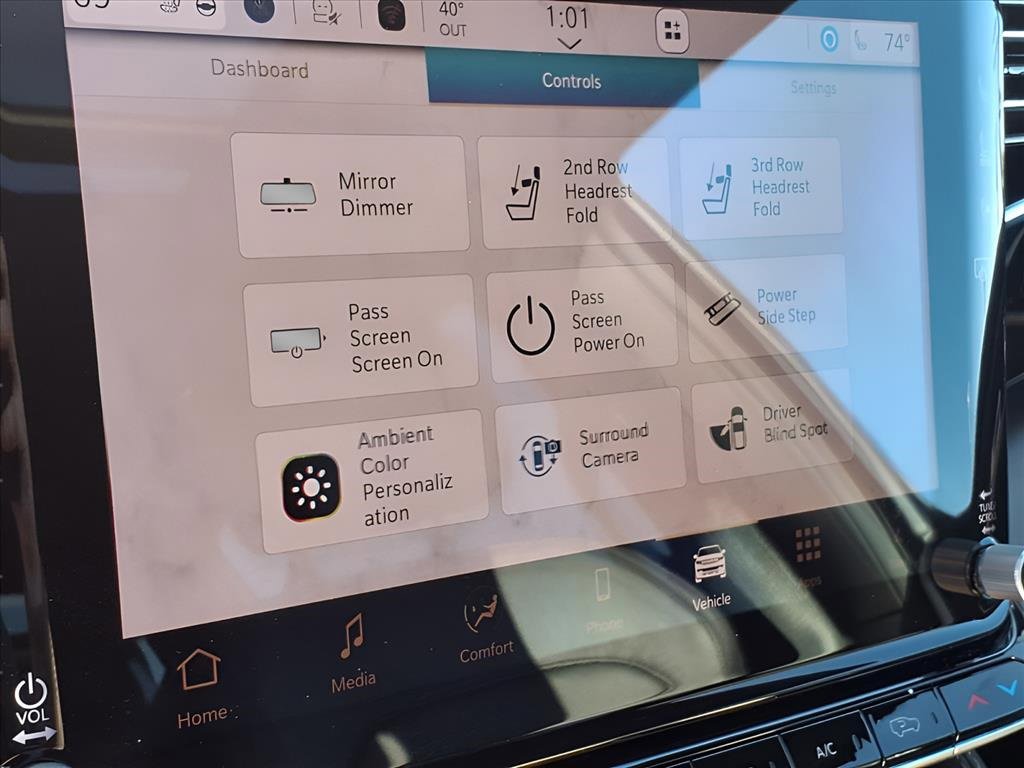 New 2025 Jeep Grand Wagoneer Base w/ 8-Passenger Seating Package image 9