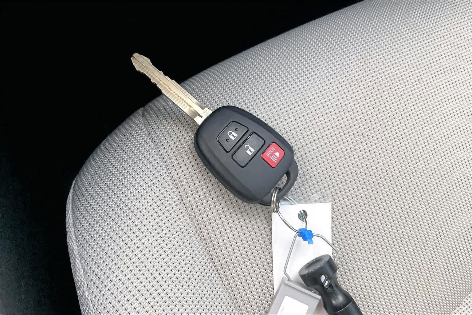Used 2026 Toyota Corolla Cross L FWD image 14