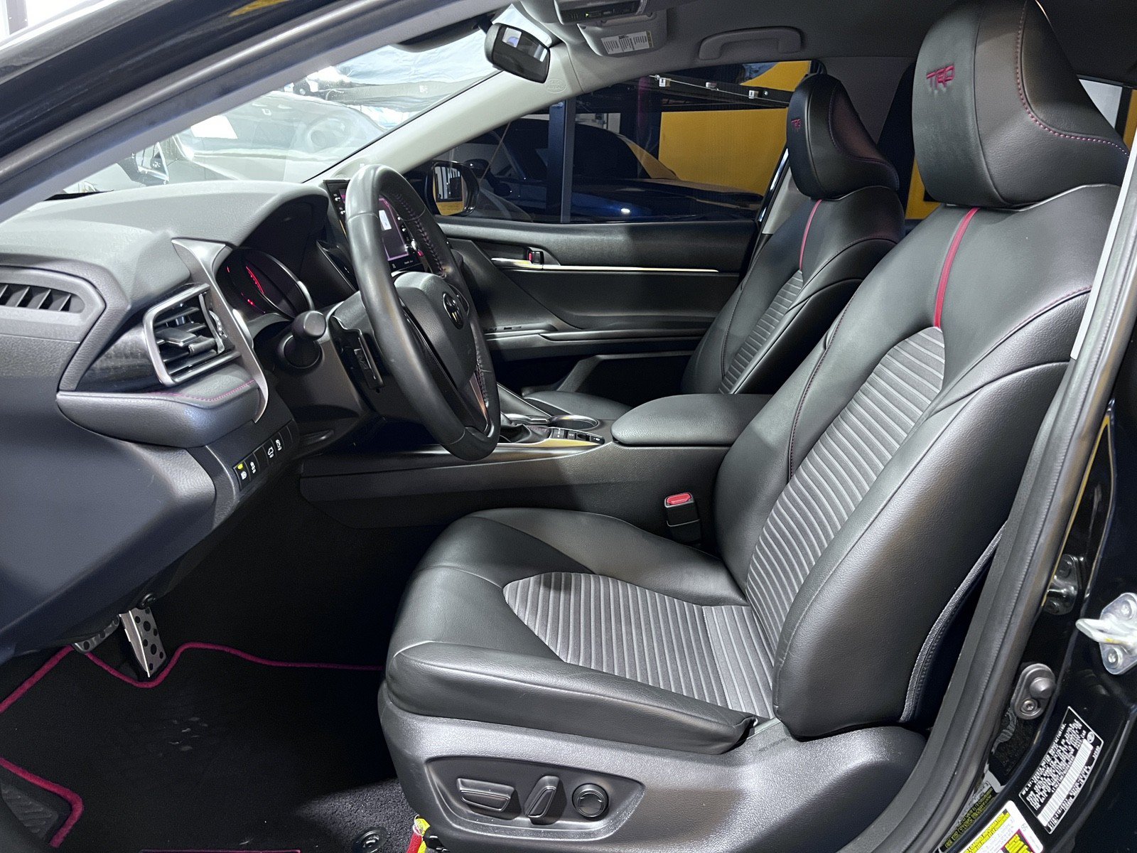 Used 2022 Toyota Camry TRD w/ TRD Package w/JBL Audio FWD image 15