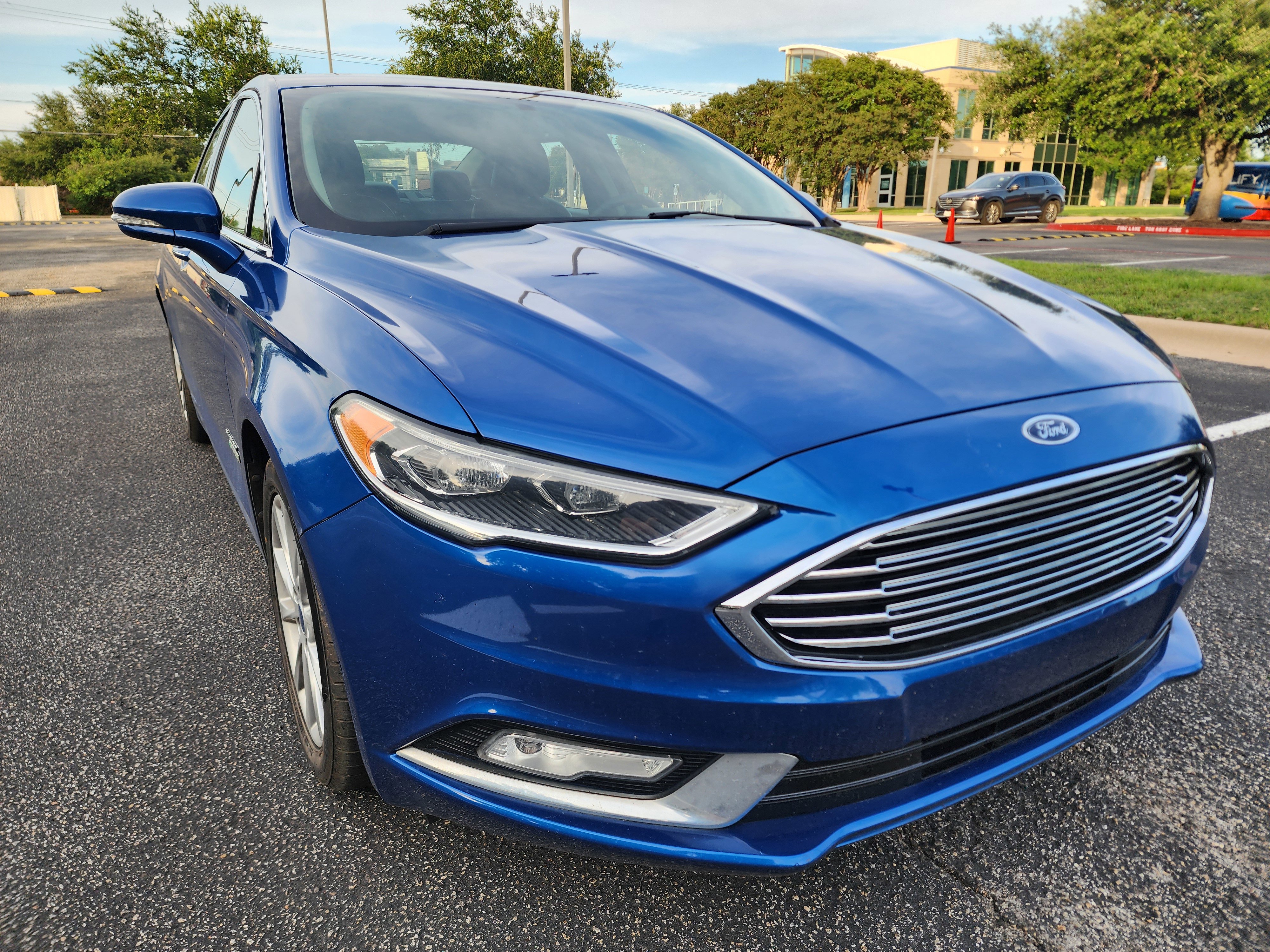 Used 2017 Ford Fusion Energi Titanium FWD image 1