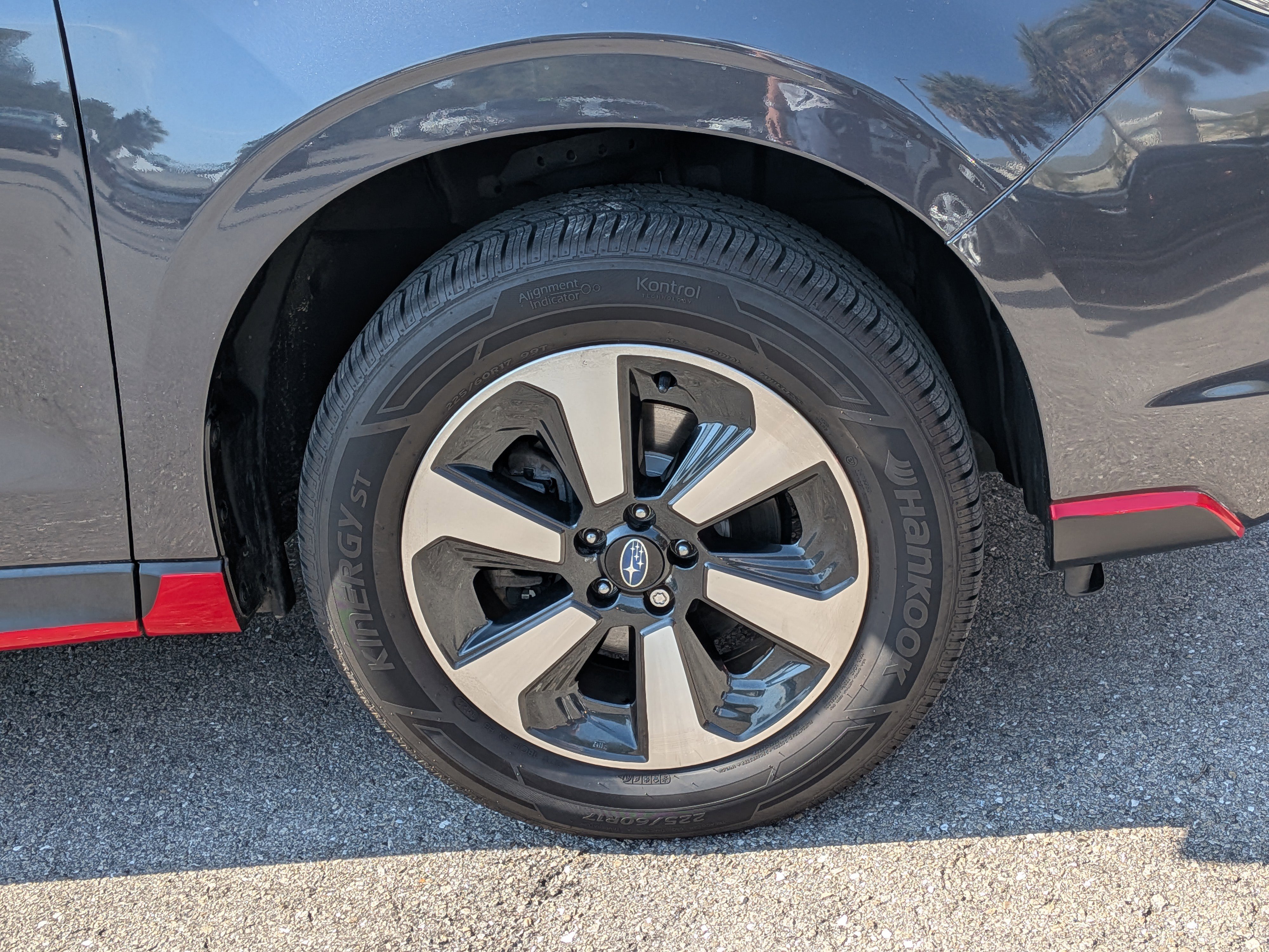 Used 2018 Subaru Forester 2.5i Premium w/ All-Weather Package image 11