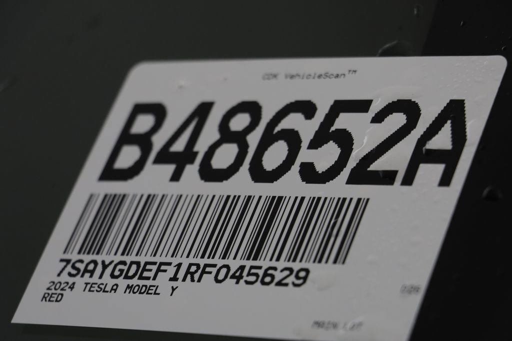 Used 2024 Tesla Model Y Performance AWD/4WD image 25
