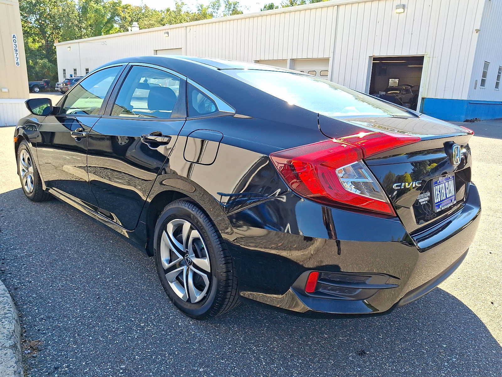 Used 2018 Honda Civic LX image 4