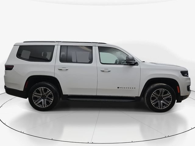 Used 2024 Jeep Wagoneer Series II w/ Flexible Seating Group RWD image 5