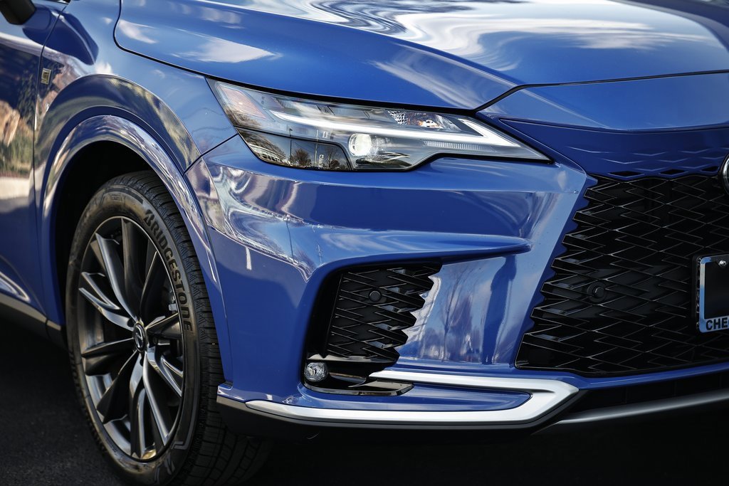 Used 2025 Lexus RX 350h w/ Accessory Package (Z1) image 2