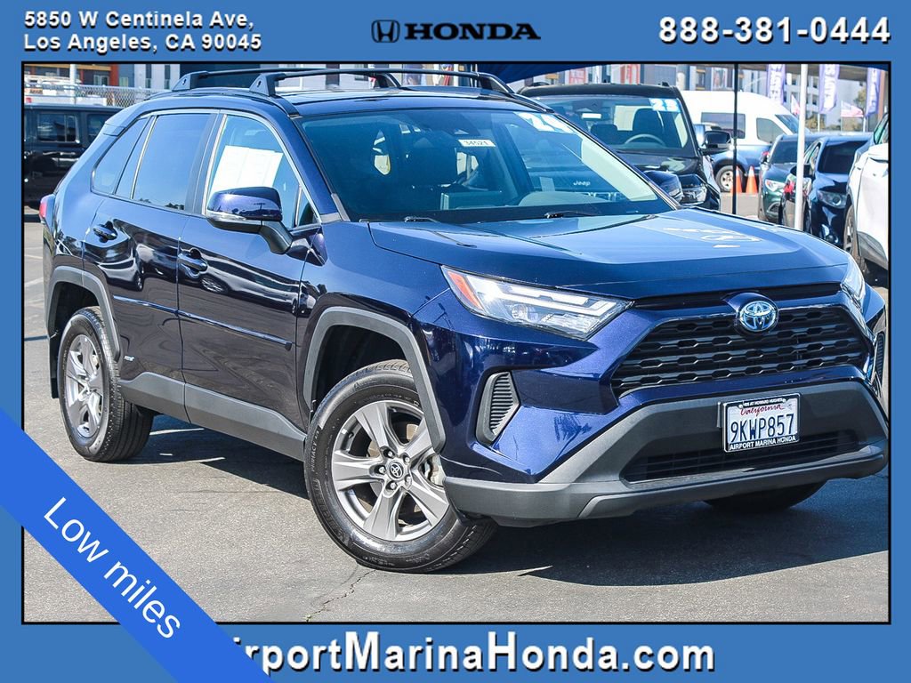 Used 2024 Toyota RAV4 XLE w/ Convenience Package image 1