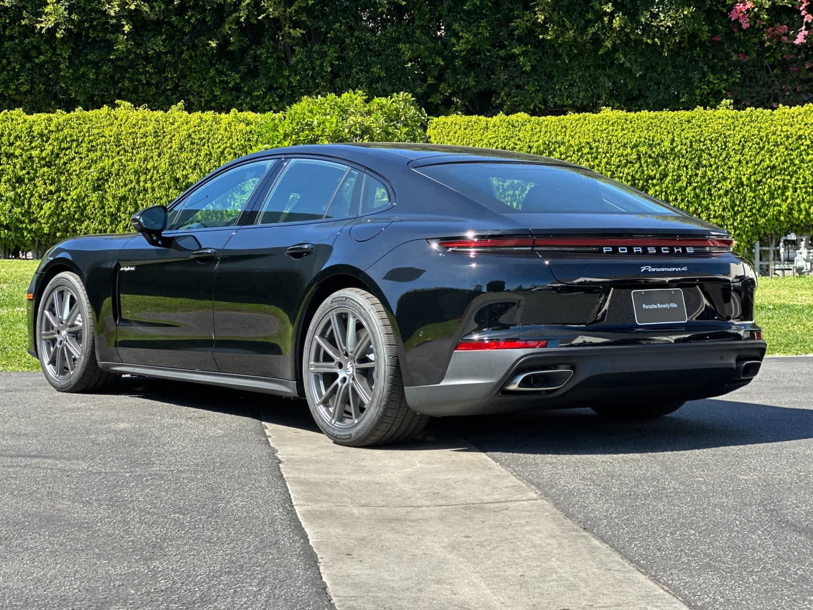 New 2026 Porsche Panamera 4 AWD/4WD image 3