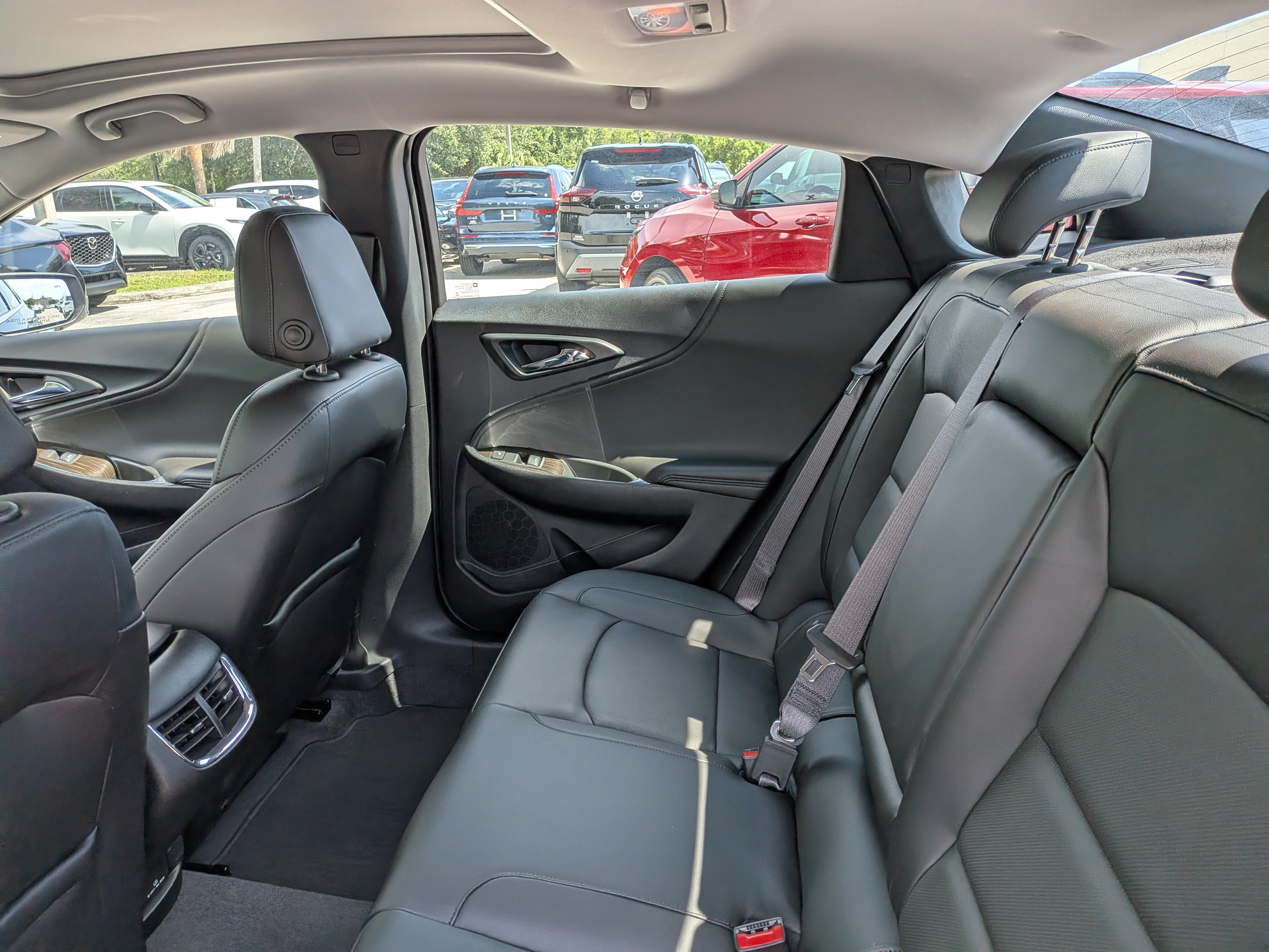 Used 2021 Chevrolet Malibu Premier FWD image 14