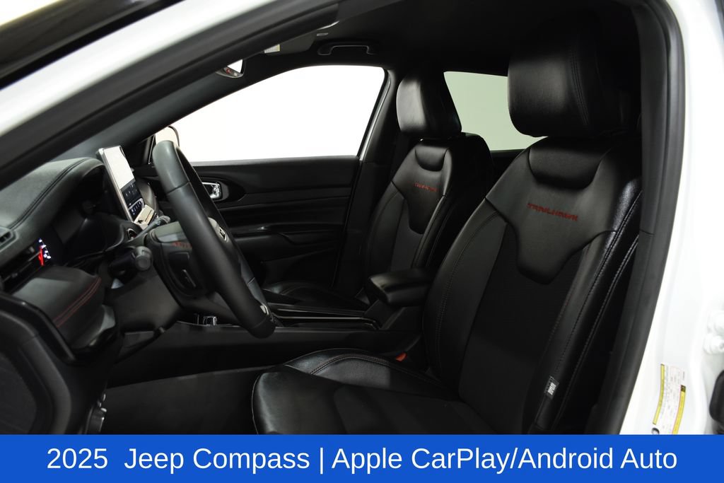 Used 2025 Jeep Compass Trailhawk AWD/4WD image 22